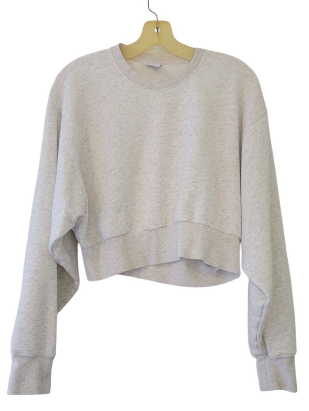 TNA Aritzia Gray Long Sleeve Cropped Crew Neck Cozy Athleisure Sweatshirt Size M